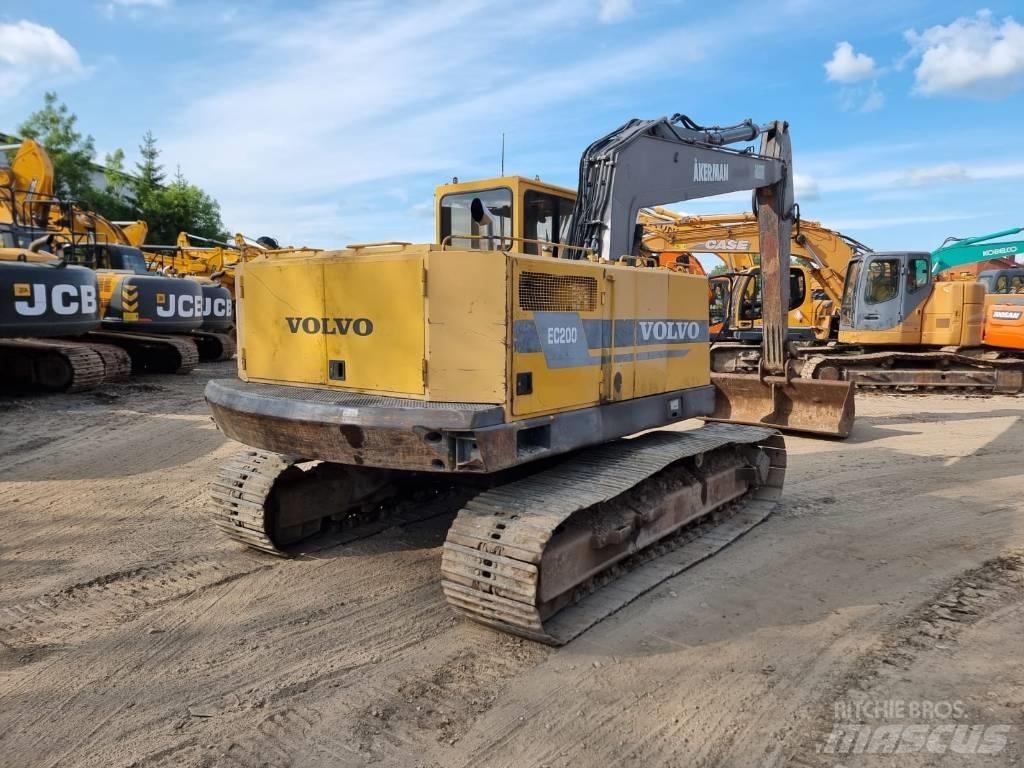 Volvo EC 200 Beltegraver