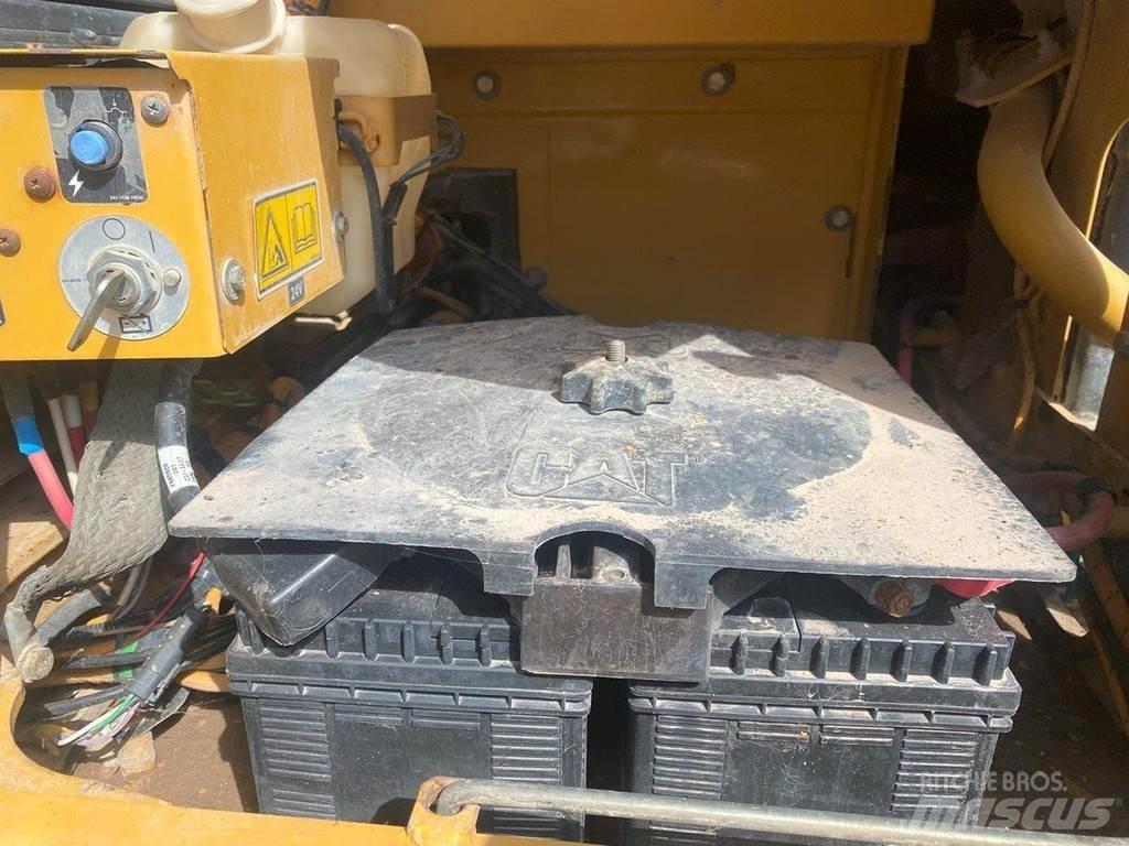 CAT 324 D NVT Beltegraver