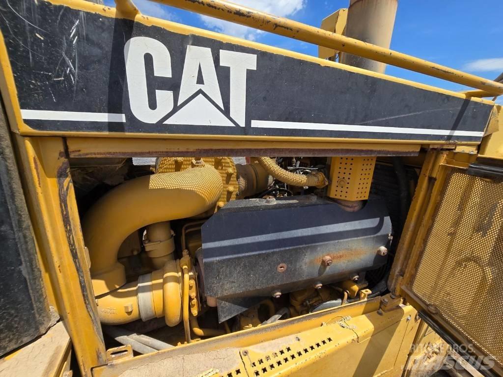 CAT D 8 R II Veihøvler