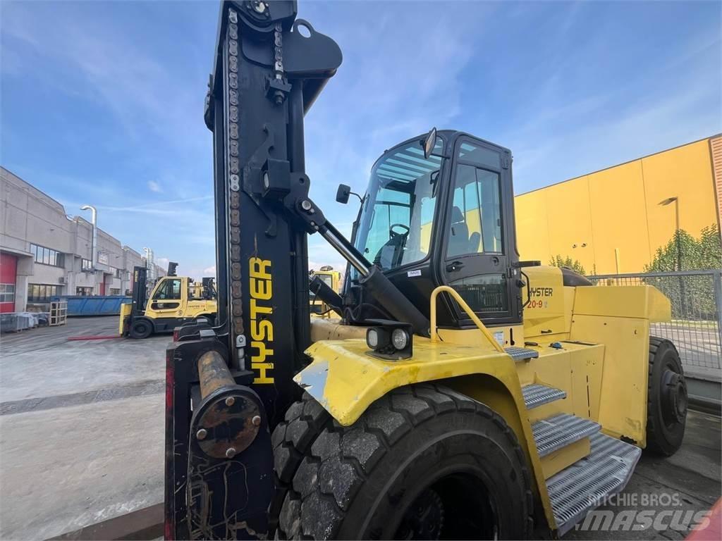 Hyster H20XM-9 Diesel Trucker