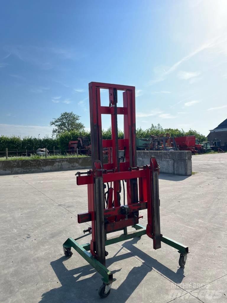 Wifo H1600/240 Frontlastere og graveredskap