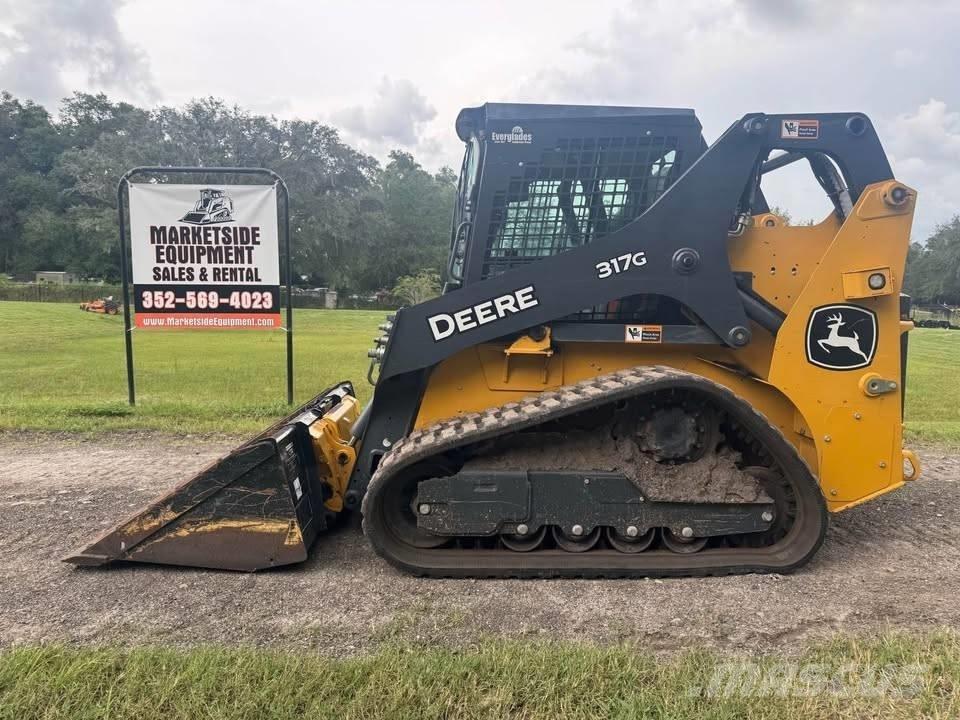 John Deere 317 Kompaktlastere