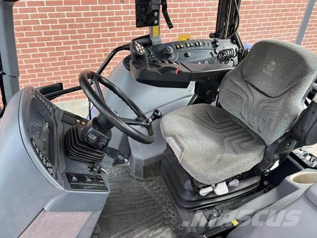 New Holland TVT190 Traktorer
