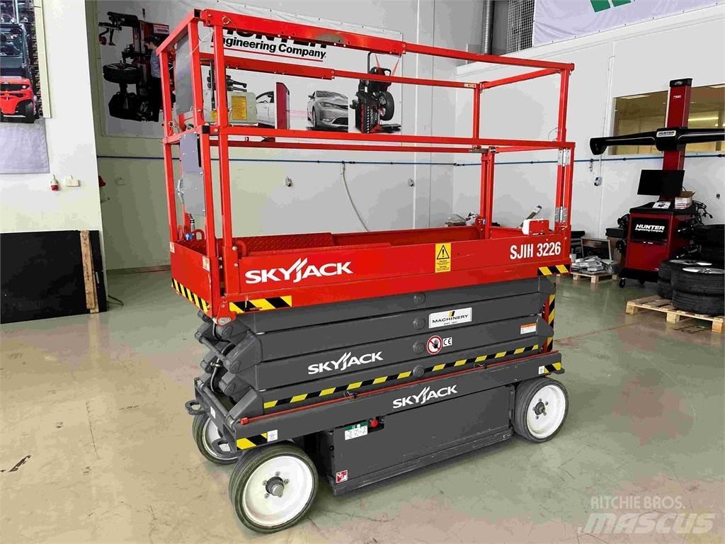 SkyJack SJ3226 Sakselifter