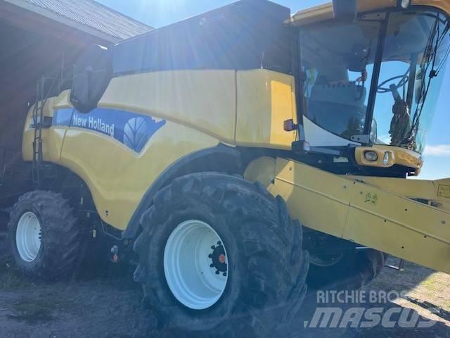 New Holland CX 8060 Skurtreskere