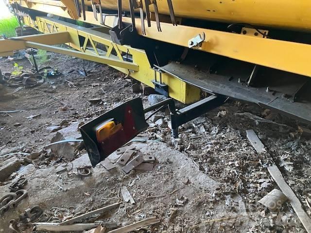New Holland CX 8060 Skurtreskere