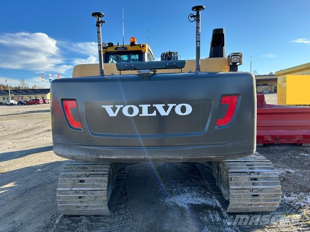 Volvo EC 220 DL Beltegraver