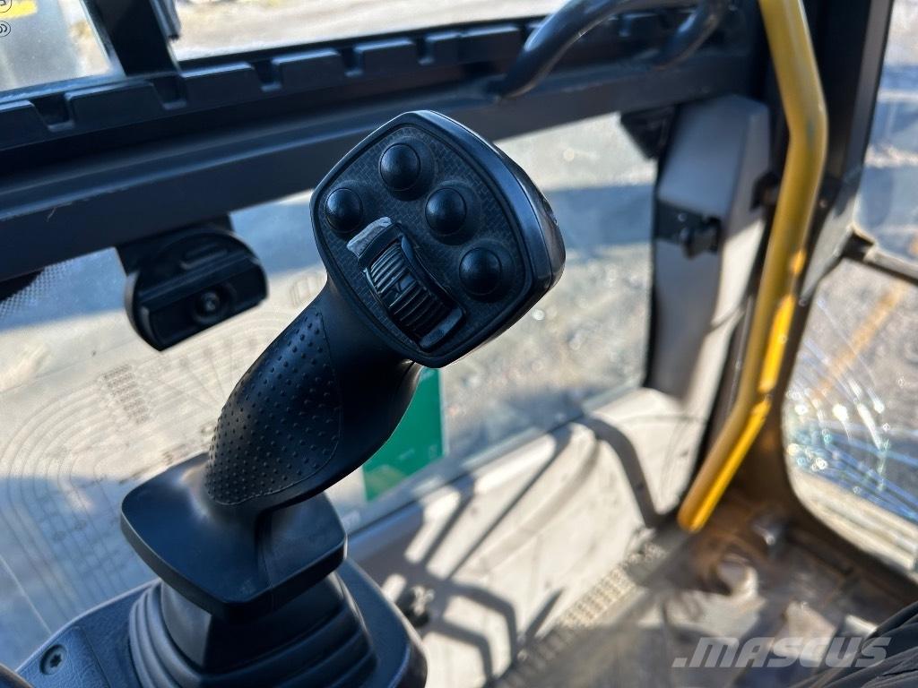 Volvo EC 220 DL Beltegraver