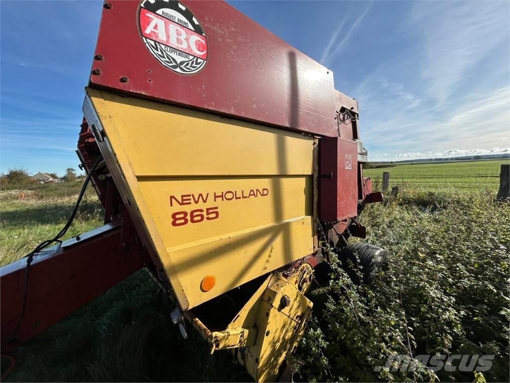 New Holland 865 Rundballepresser