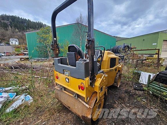 CAT CB34B Asfaltutleggere