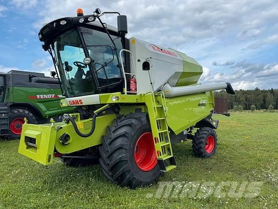 CLAAS Avero 240 Skurtreskere
