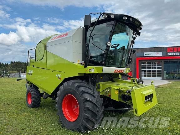 CLAAS Avero 240 Skurtreskere