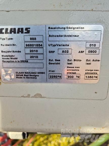CLAAS Liner 2900 Svanser