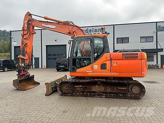Doosan DX140LC Beltegraver