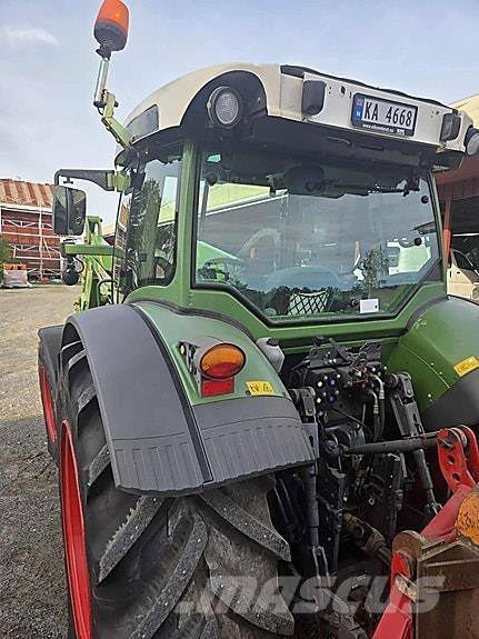 Fendt 211 Traktorer