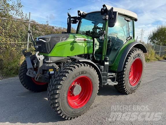 Fendt 211 Profi Traktorer