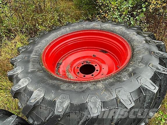 Fendt 415 Traktorer