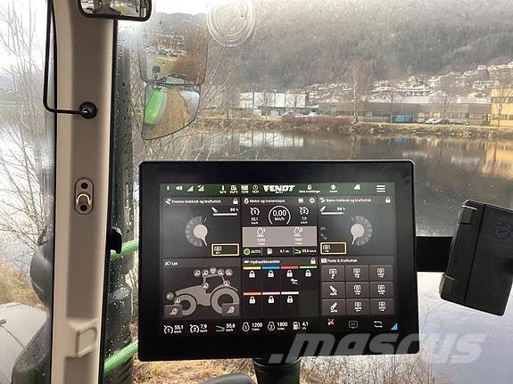 Fendt 724 VARIO Traktorer