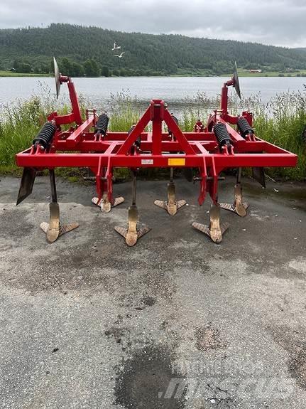He-Va Megadan 260 Andre Jordforbedrings maskiner og ekstrautstyr