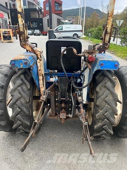 Iseki 3210 Traktorer