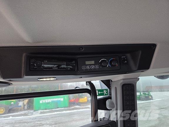 JCB Fastrac 8330 Traktorer