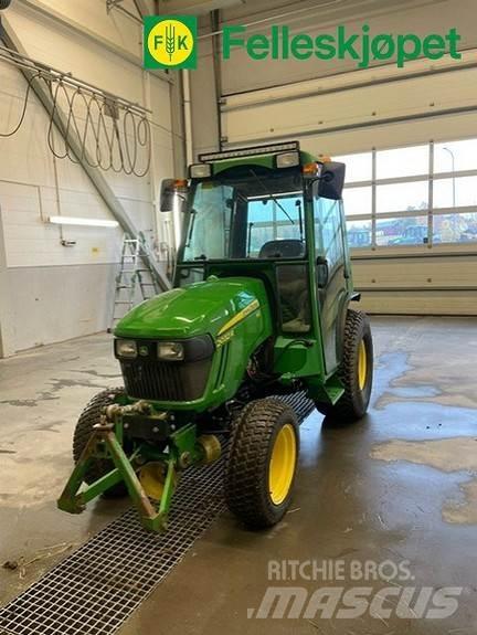 John Deere 2032R Traktorer
