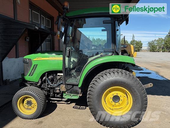 John Deere 4720 Traktorer