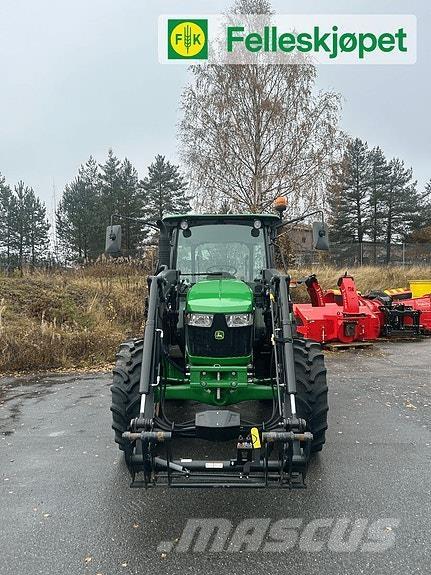 John Deere 5067E Traktorer