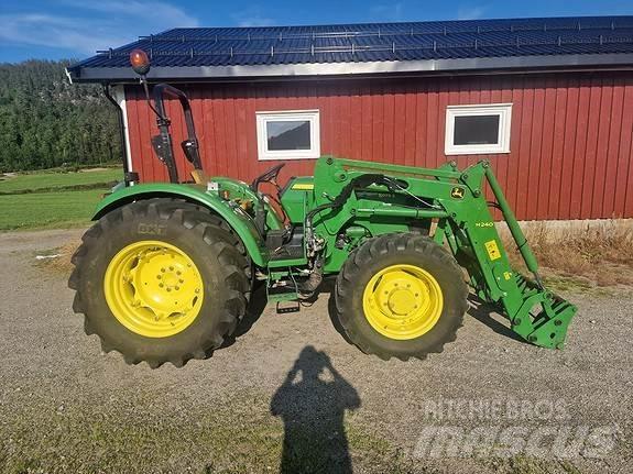 John Deere 5075E Traktorer