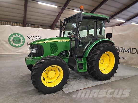 John Deere 5720 Traktorer
