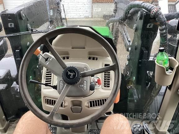 John Deere 6100m Traktorer