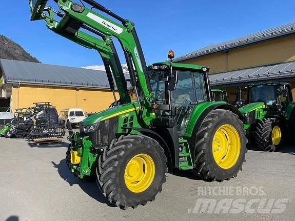John Deere 6120M Traktorer