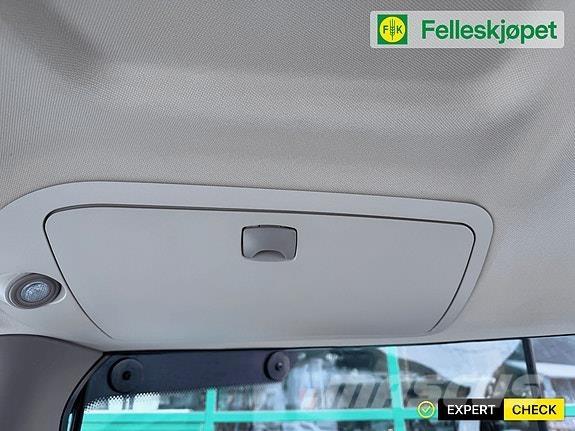 John Deere 6130R Traktorer