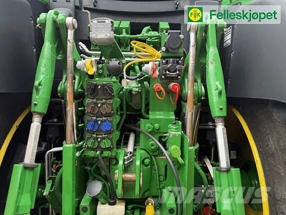 John Deere 6155R Traktorer