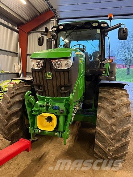 John Deere 6210R Traktorer