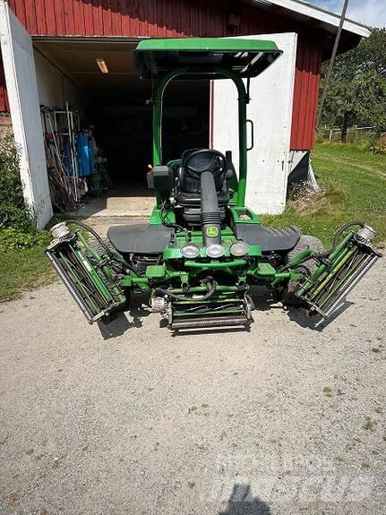 John Deere 7500A Andre Park- og hagemaskiner