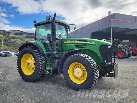 John Deere 7720 Traktorer