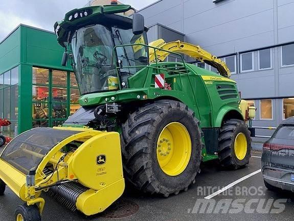 John Deere 8400 Svanser