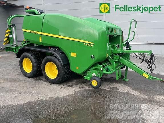 John Deere C441R Rundballepresser