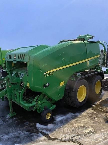 John Deere C441R Rundballepresser