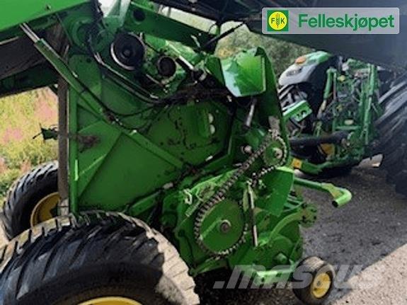 John Deere F440R Rundballepresser