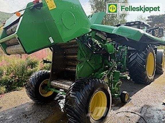 John Deere F440R Rundballepresser