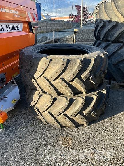 Mitas  Dekk, hjul og felger