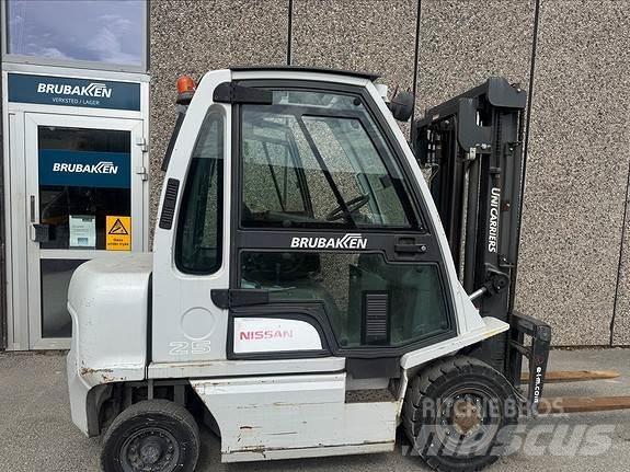 Nissan FD25 45434 Diesel Trucker