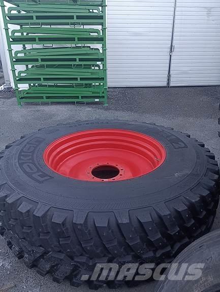 Nokian  Dekk, hjul og felger