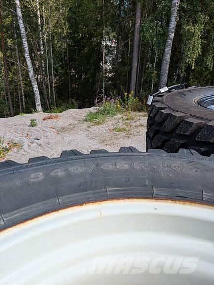 Nokian  Dekk, hjul og felger