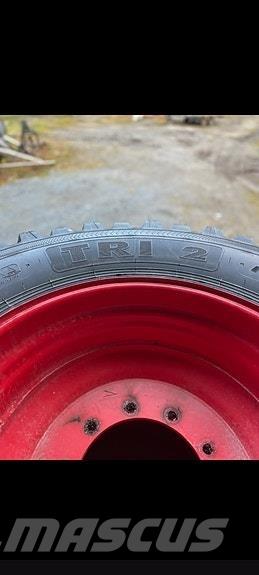 Nokian  Dekk, hjul og felger