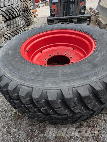 Nokian Tri Dekk, hjul og felger