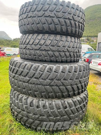 Nokian TRI2 Dekk, hjul og felger