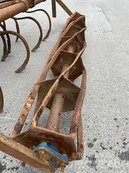Potila 370 Andre Jordforbedrings maskiner og ekstrautstyr